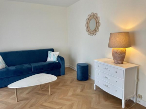 Studio Paris near Invalides Unesco Eiffel Tower Montparnasse